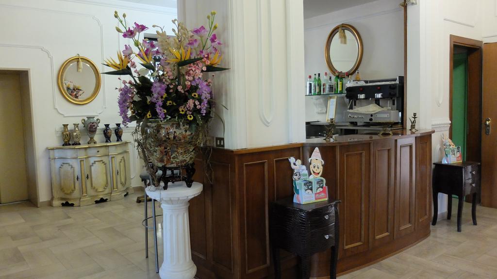 Hotel Dependance Montecatini Terme Eksteriør bilde